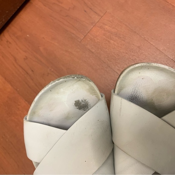 Everlane Form Crossover Sandals - Picture 10 of 10